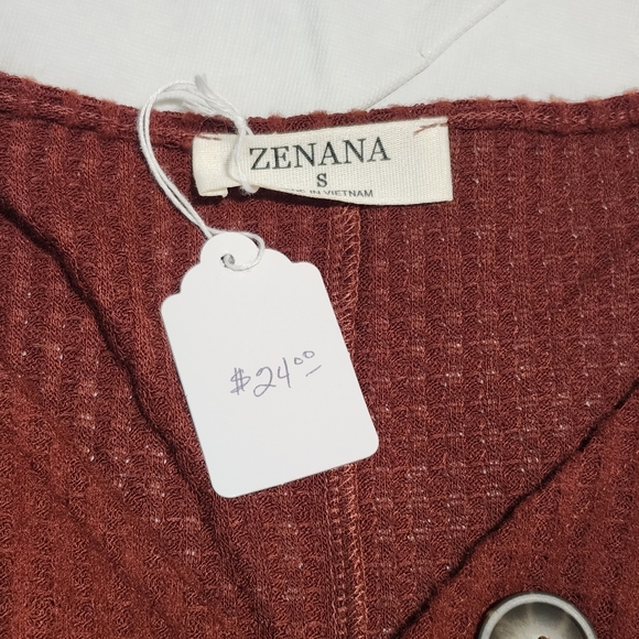 Zenana Outfitters Brick Button-Accent Top - Picture 6 of 7